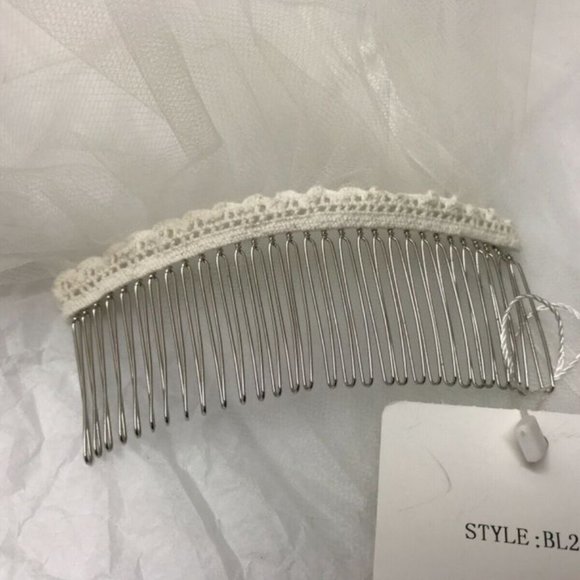 New Bridal Veil Casablanca \
